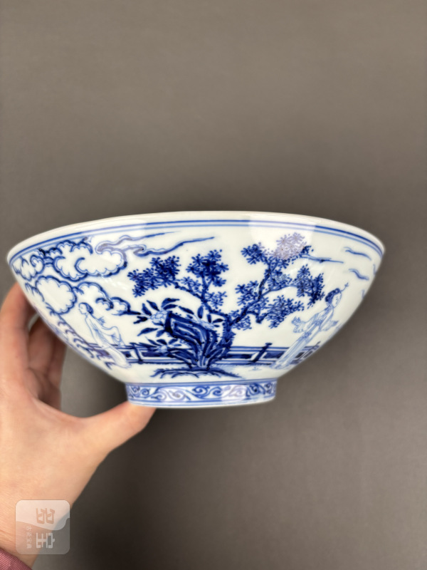 清康熙 仿宣窑青花庭院仕女图碗 - 图6